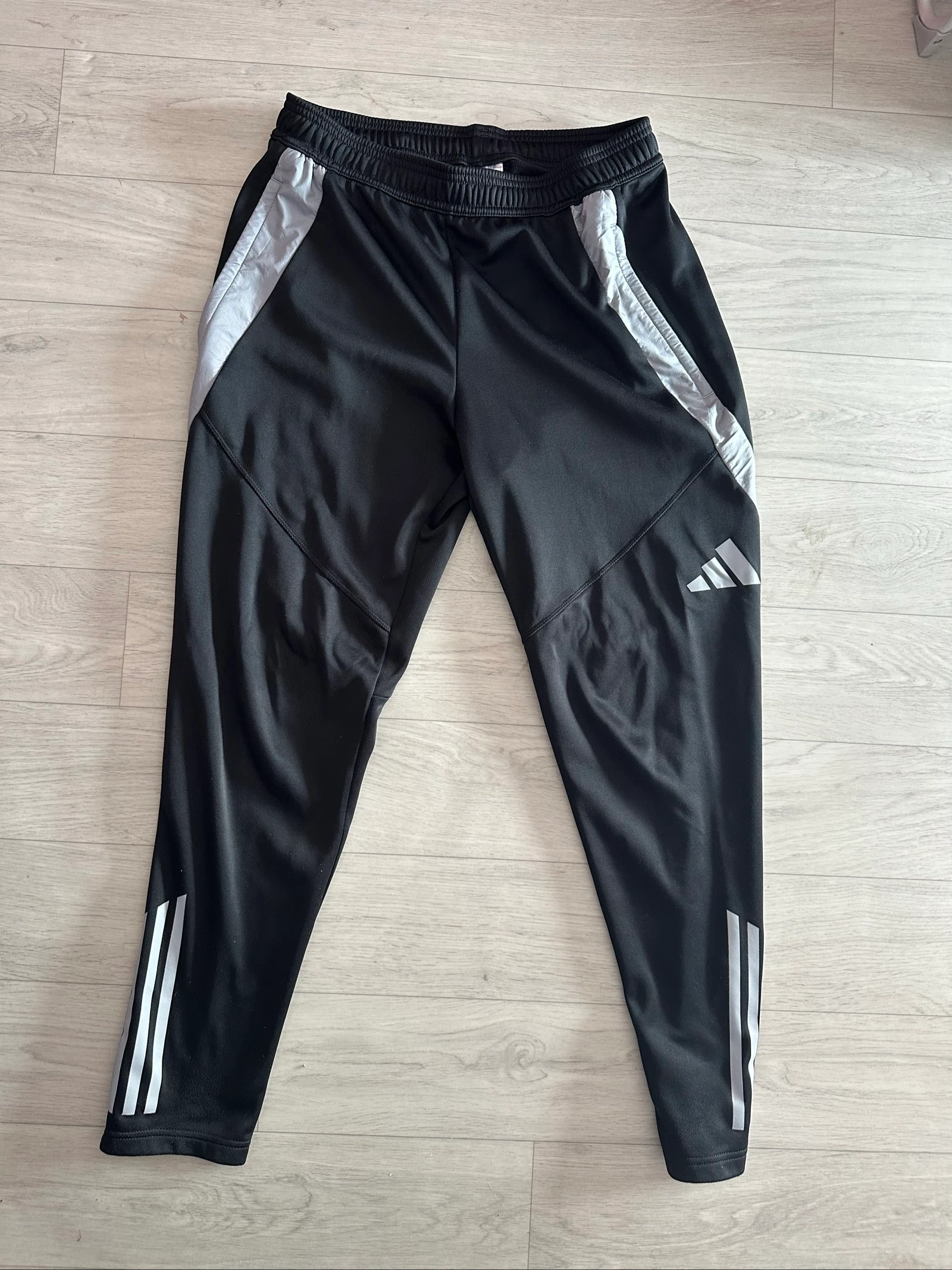 Complete adidas-set met capuchon – photo 8